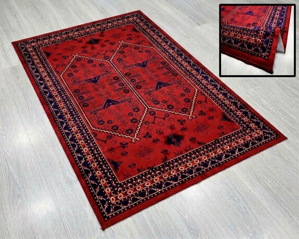 Decoser Afgan 830 Kırmızı Madalyon Desenli Klasik Halı