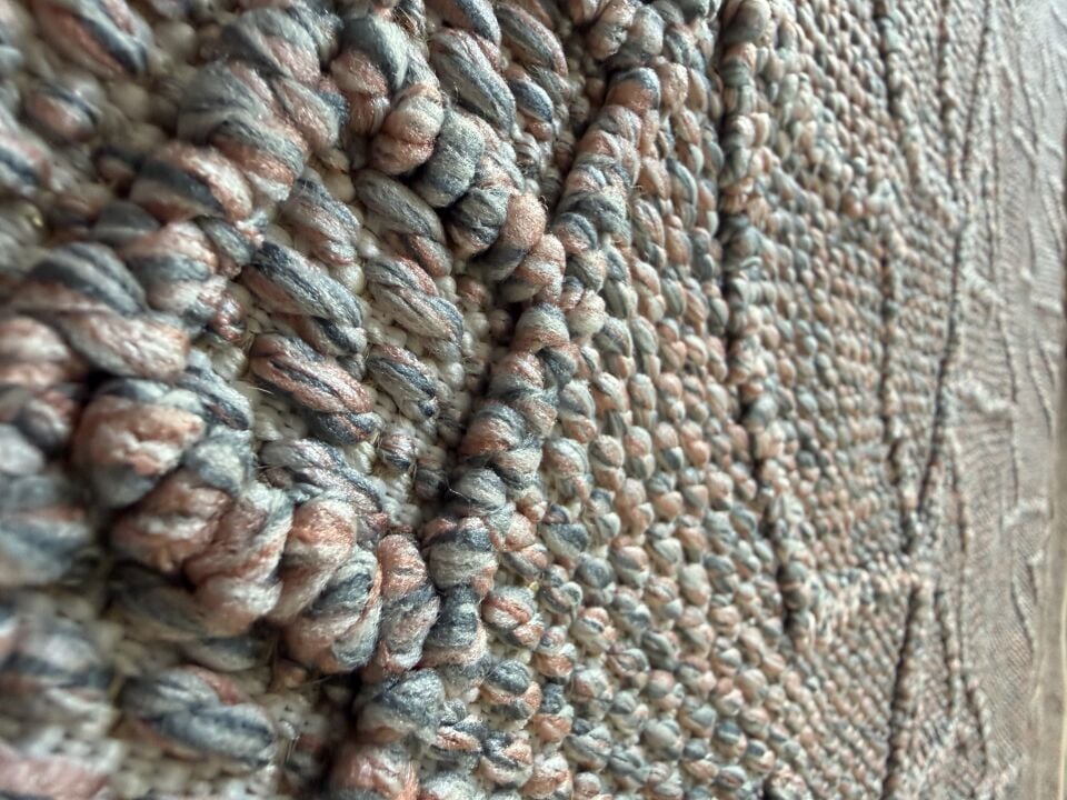 Muse Carpet Pudra & Gri Melanj Kabartmalı Bukle Polipropilen Halı